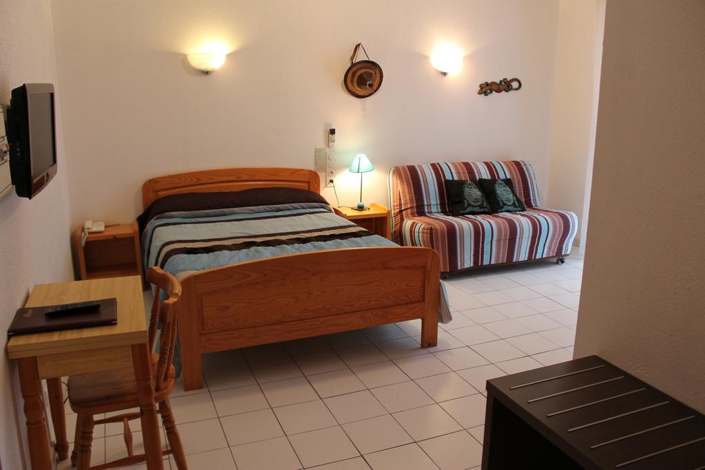 Hotel De La Pomme De Pin Vieux-Boucau-les-Bains Quarto foto